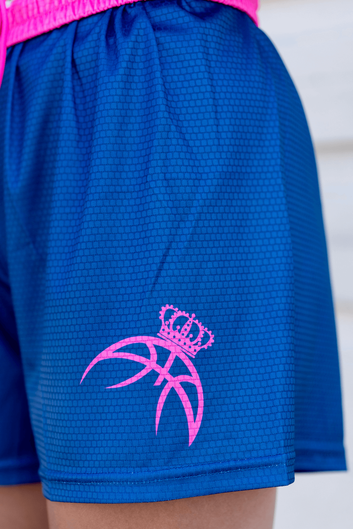 Navy & Neon Pink – Hercourt